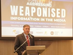 Malaysia Global Business Forum (MGBF) Founding Chairman, Nordin Abdullah, speaking at the opening session of the recent roundtable on 'Addressing Weaponised Information in the Media'. Hilton Kuala Lumpur, 24 February 2022. | File Photo/MGBF